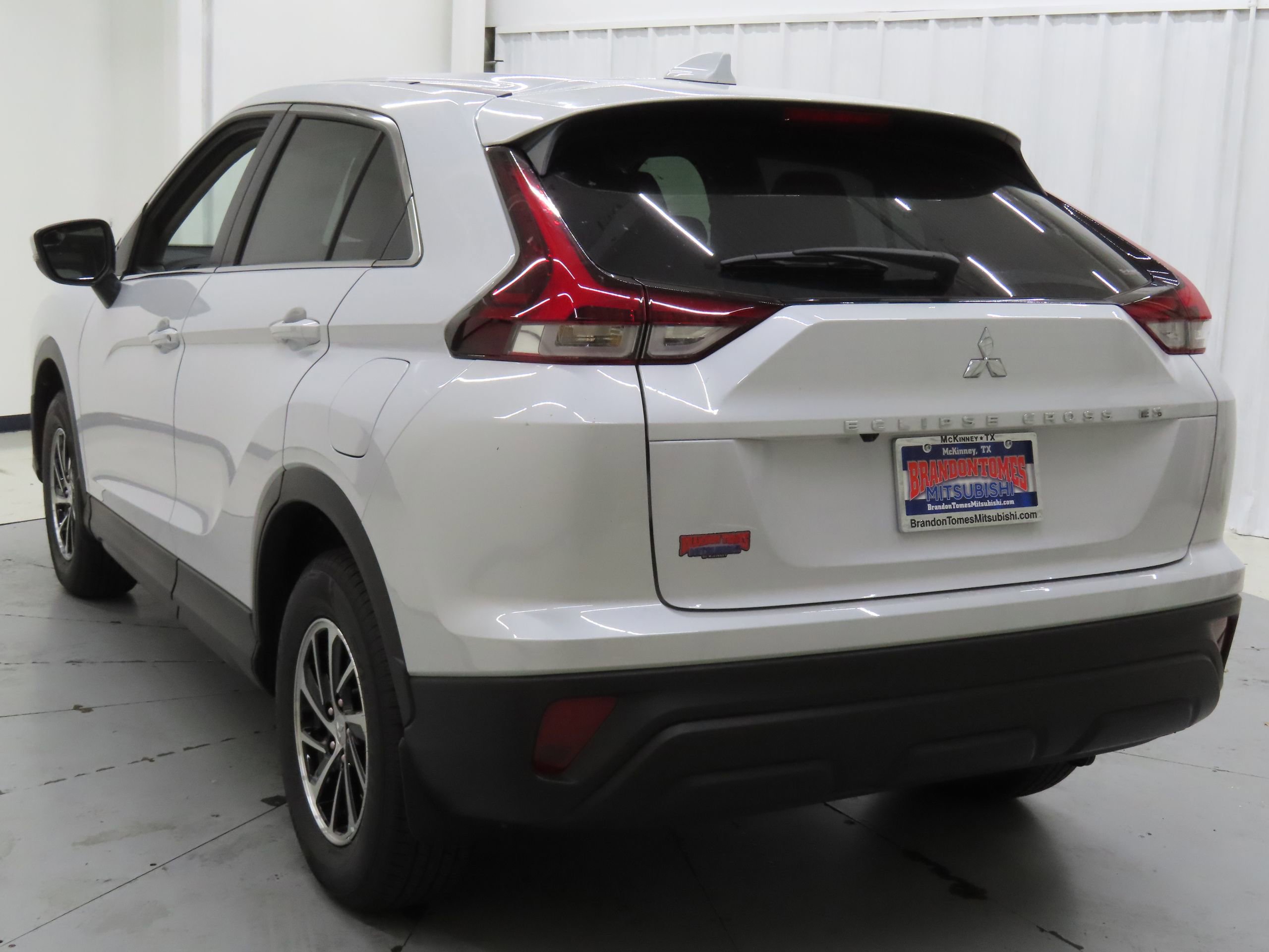 New 2026 Mitsubishi Eclipse Cross ES image 5