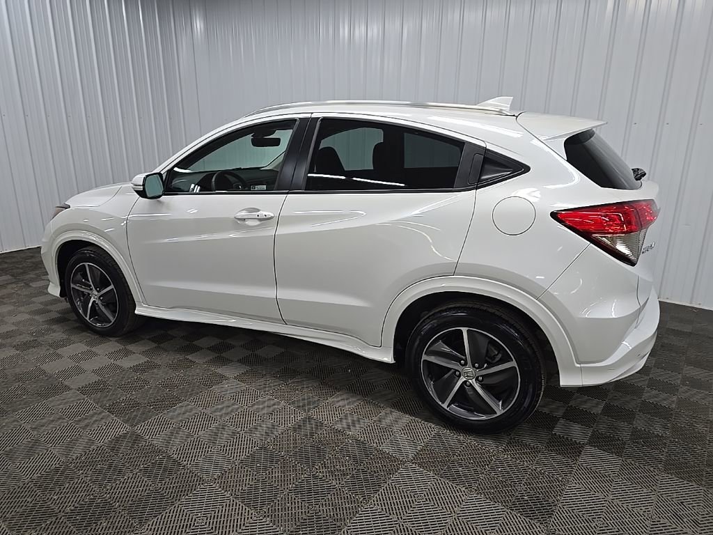 Used 2019 Honda HR-V Touring image 4