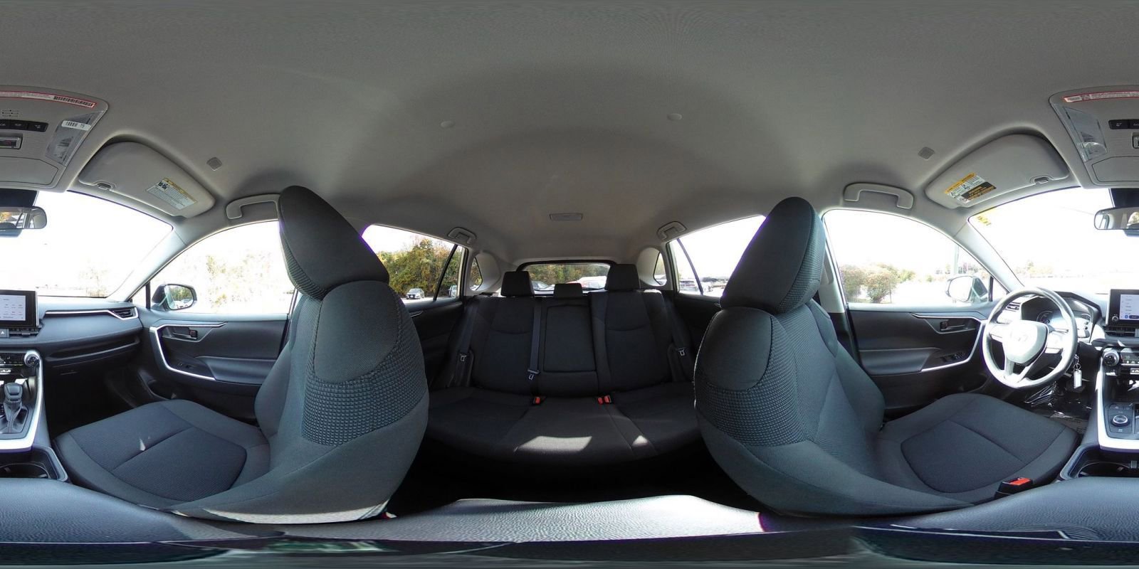 Used 2025 Toyota RAV4 LE image 37