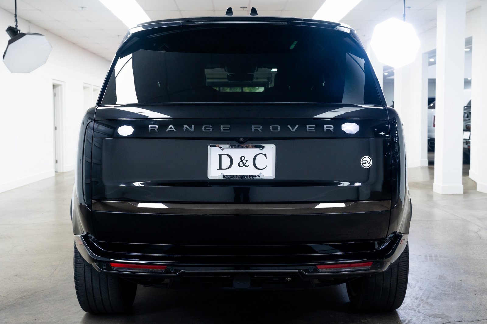 Used 2023 Land Rover Range Rover SV image 5