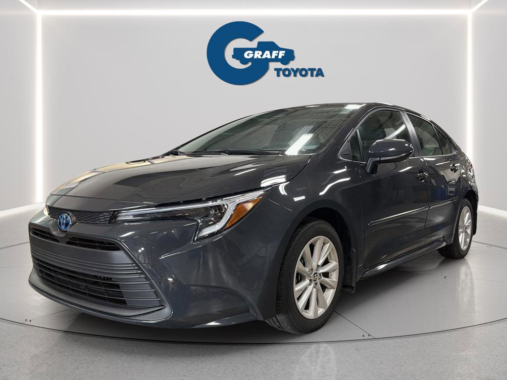 Used 2025 Toyota Corolla LE w/ LE Premium Package image 1