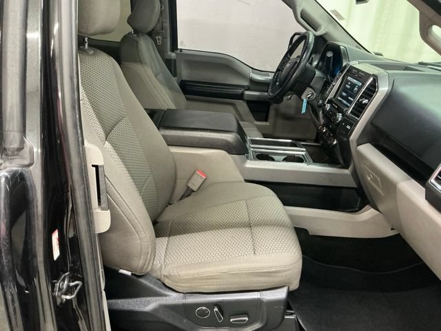Used 2015 Ford F150 XLT w/ Equipment Group 302A Luxury AWD/4WD image 21