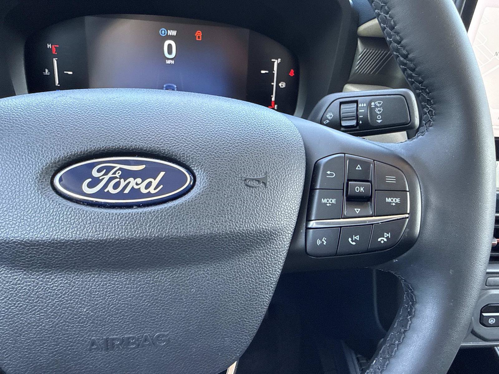 Used 2025 Ford Maverick Lariat AWD/4WD image 16