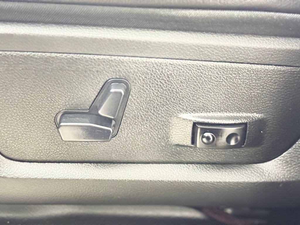 Used 2019 RAM 3500 Limited AWD/4WD image 15