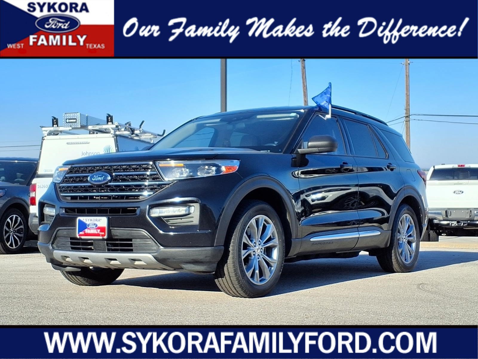 Certified 2020 Ford Explorer XLT w/ Equipment Group 202A RWD image 1