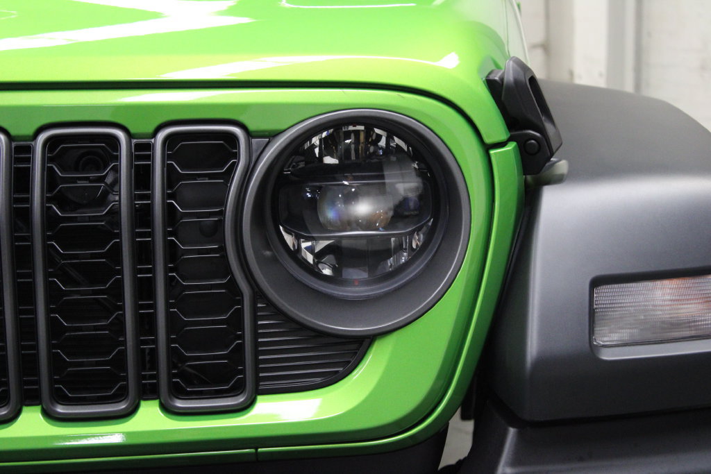 New 2026 Jeep Wrangler Sport AWD/4WD image 27