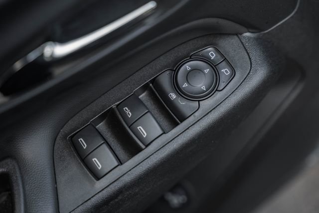 Used 2023 Chevrolet Equinox LT image 45