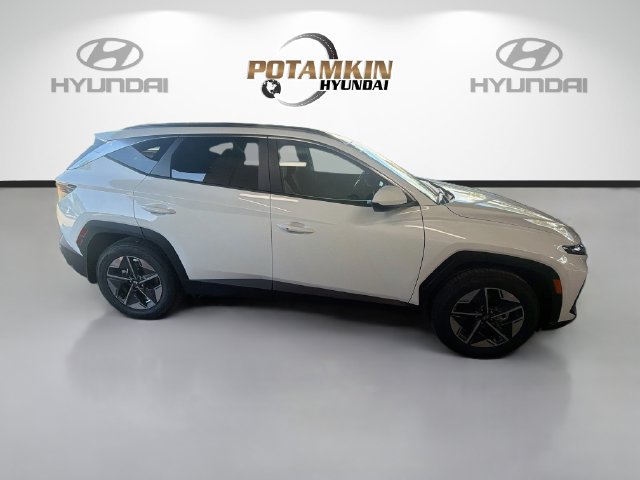 New 2026 Hyundai Tucson SEL Plus FWD image 4
