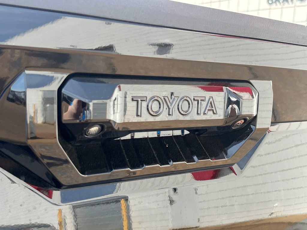 New 2026 Toyota Tundra Platinum image 32