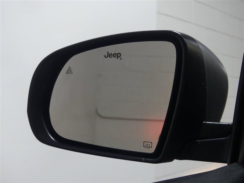 Used 2021 Jeep Compass Trailhawk AWD/4WD image 13