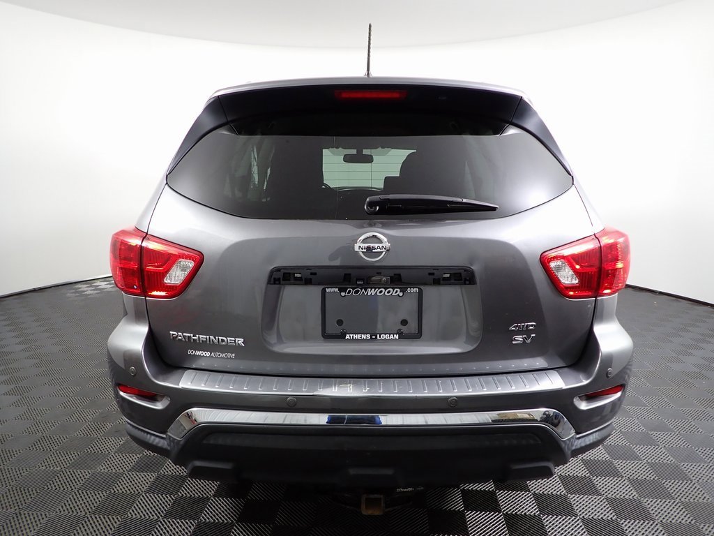 Used 2018 Nissan Pathfinder SV w/ SV All Weather Package image 11