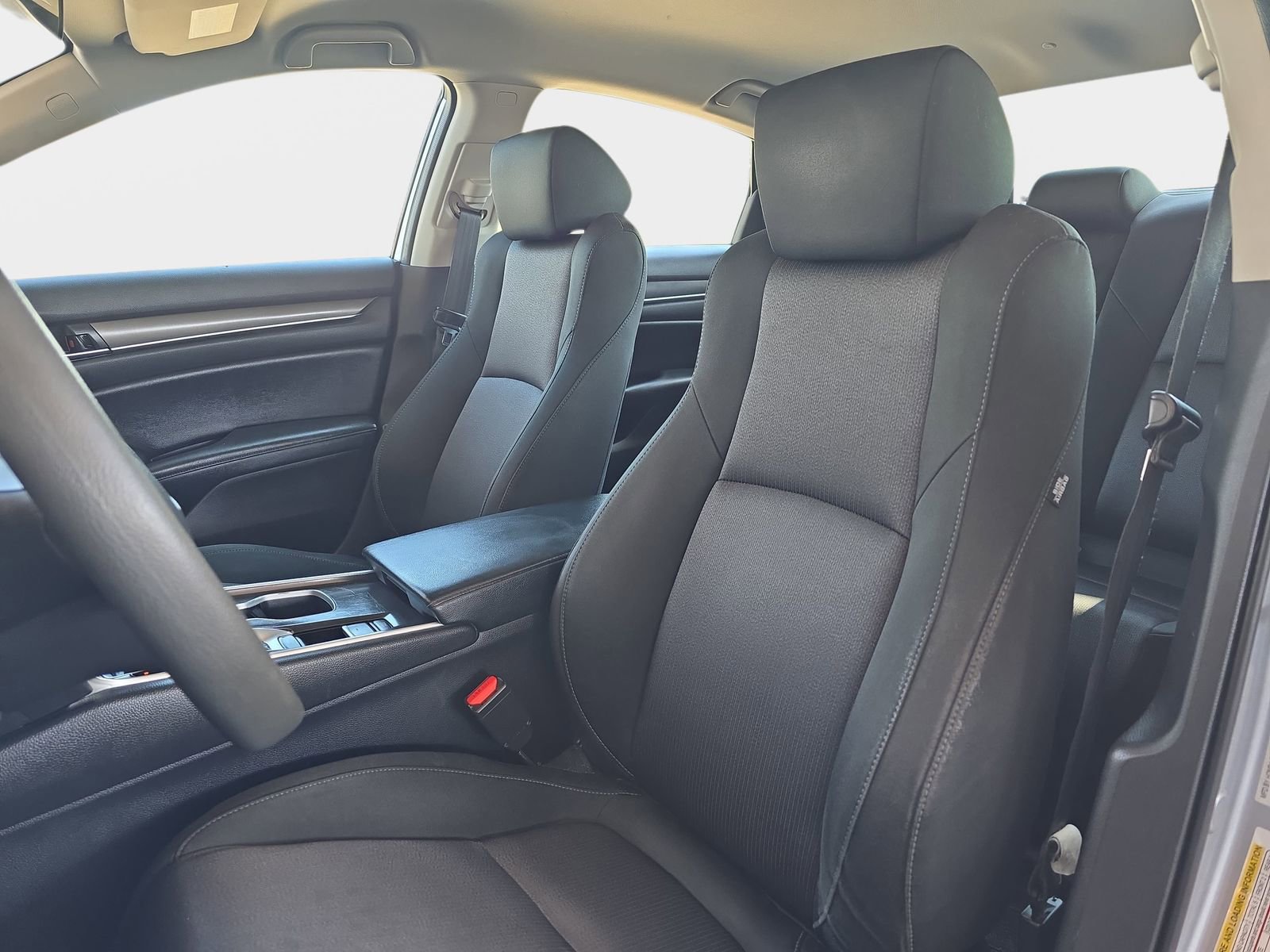 Used 2018 Honda Accord LX image 17