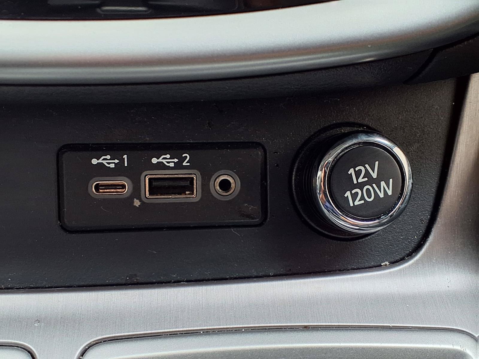 Used 2023 Nissan Murano SV w/ SV Midnight Edition Package FWD image 8