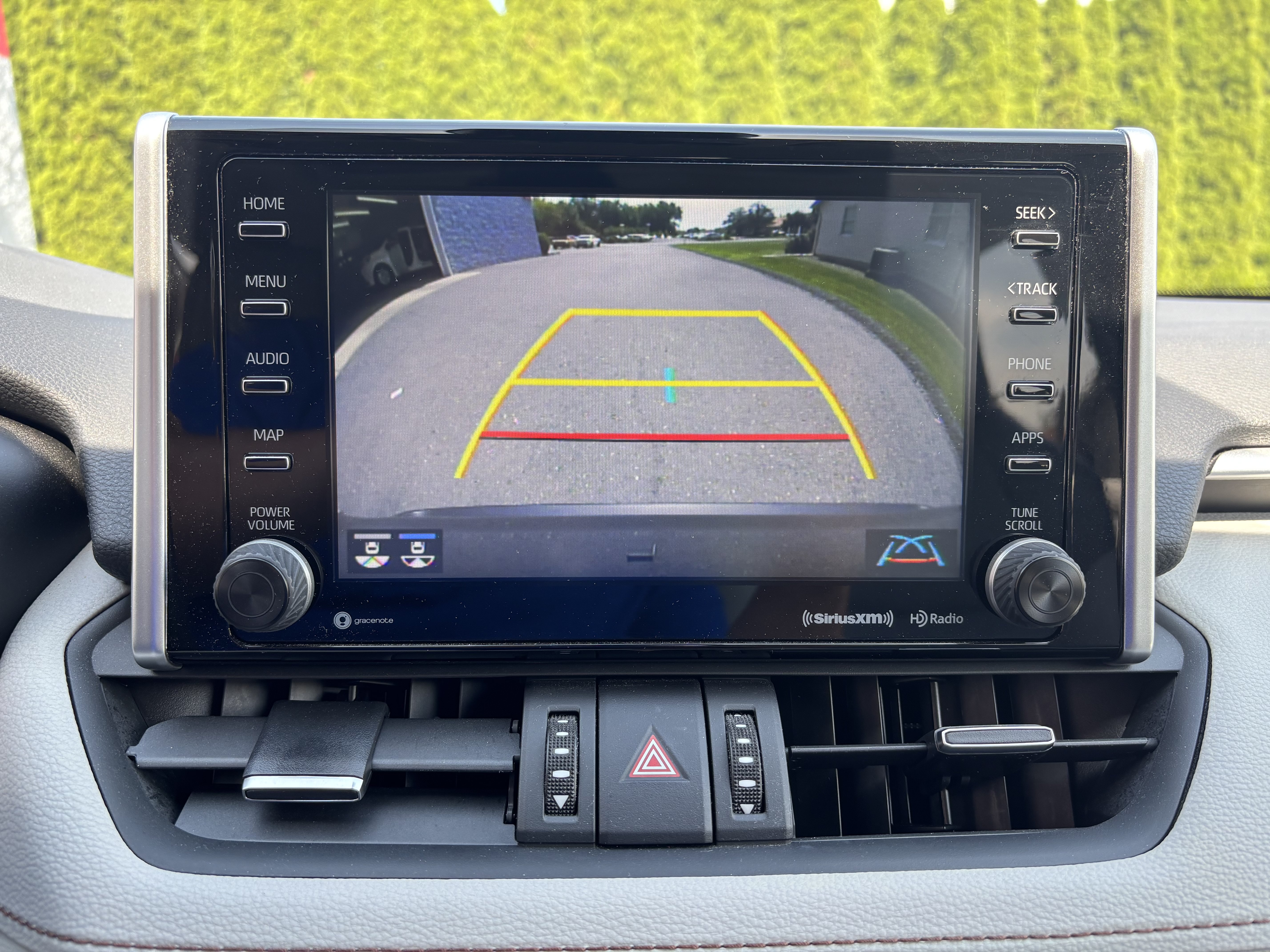 Used 2019 Toyota RAV4 Limited w/ Protection Package AWD/4WD image 27