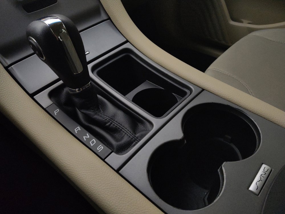 Used 2019 Ford Taurus SE image 26