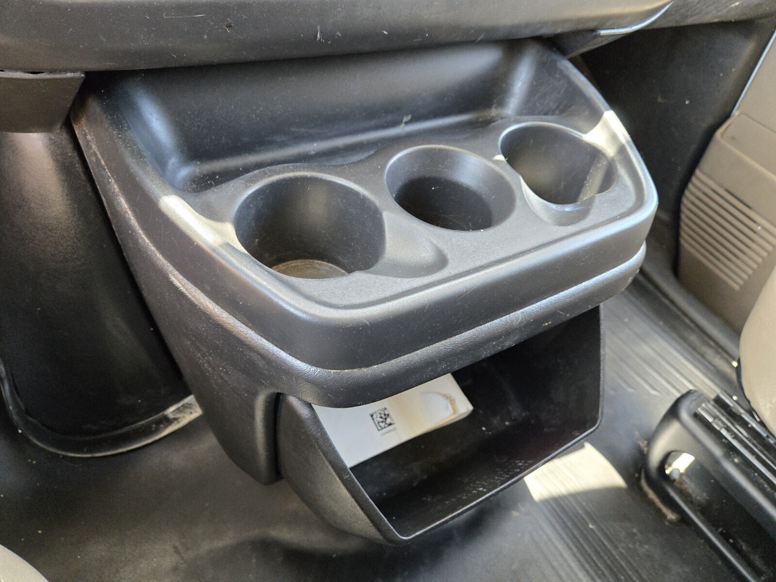 Used 2015 GMC Savana 2500 RWD image 18