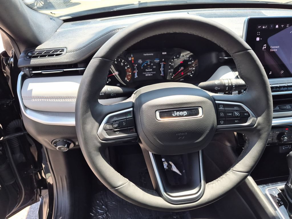 Used 2025 Jeep Compass Limited AWD/4WD image 22