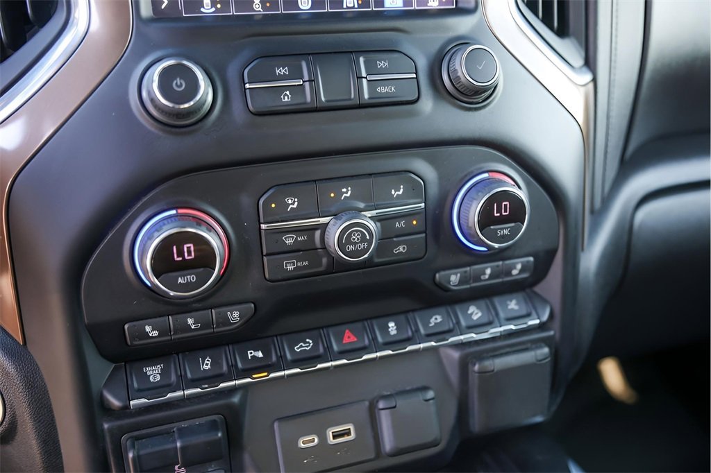 Used 2021 Chevrolet Silverado 2500 High Country w/ Z71 Off-Road Package image 22