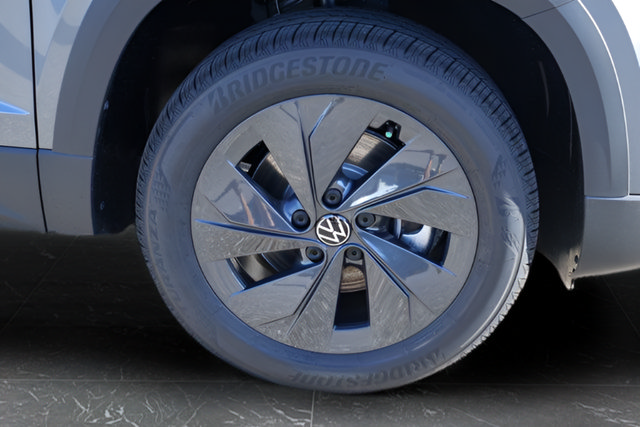 Certified 2026 Volkswagen Taos S FWD image 9