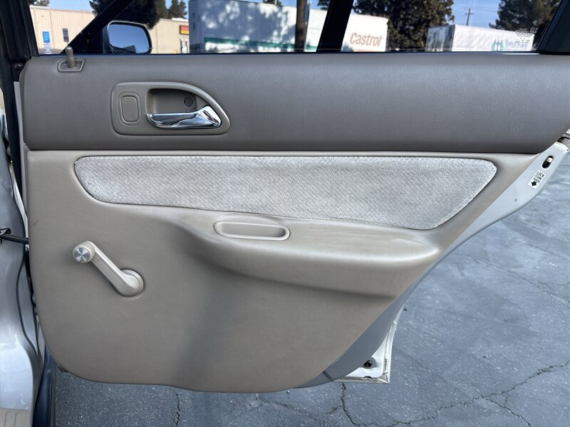 Used 1996 Honda Accord VP image 35