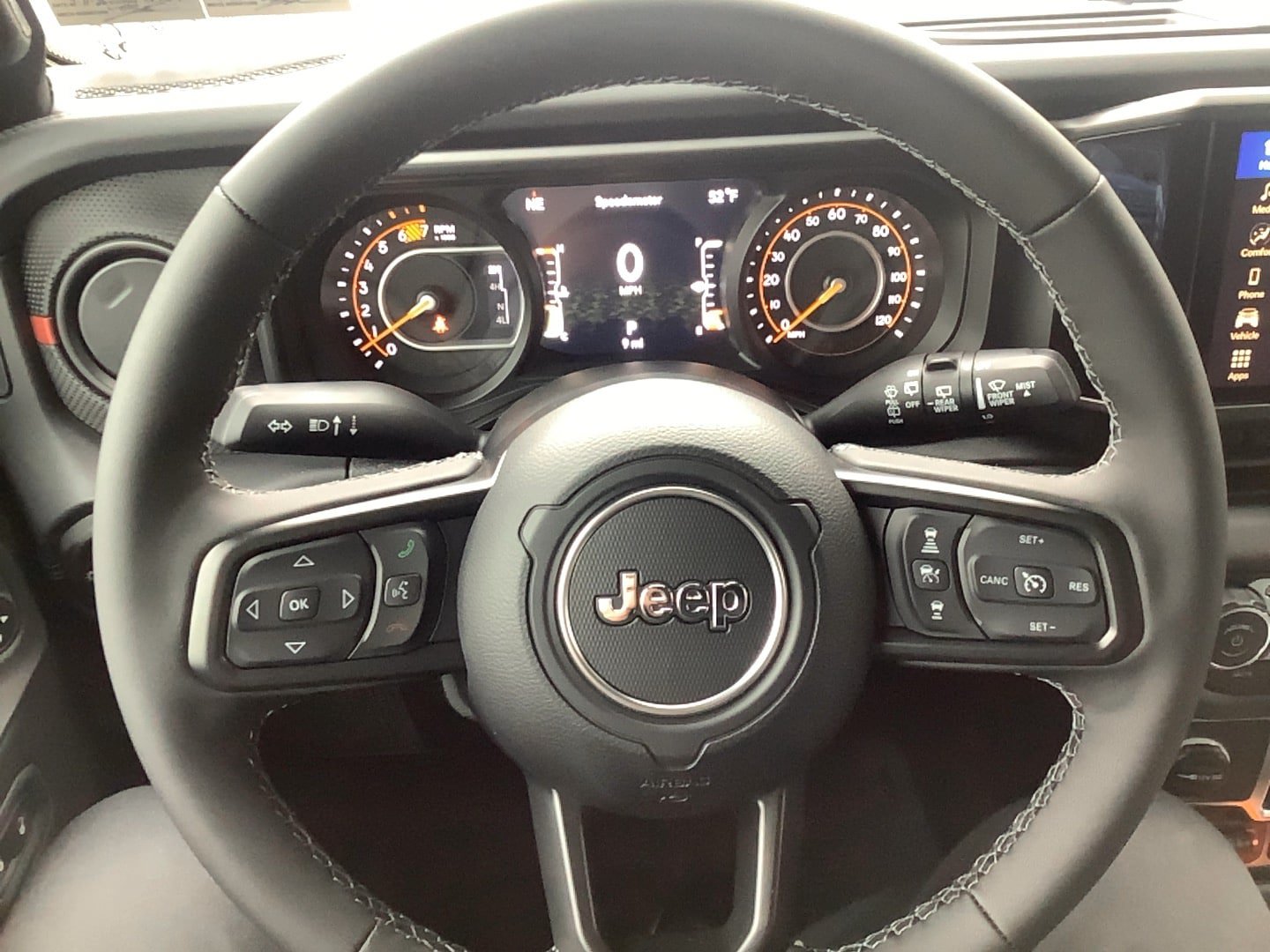 New 2026 Jeep Wrangler Unlimited Rubicon AWD/4WD image 11