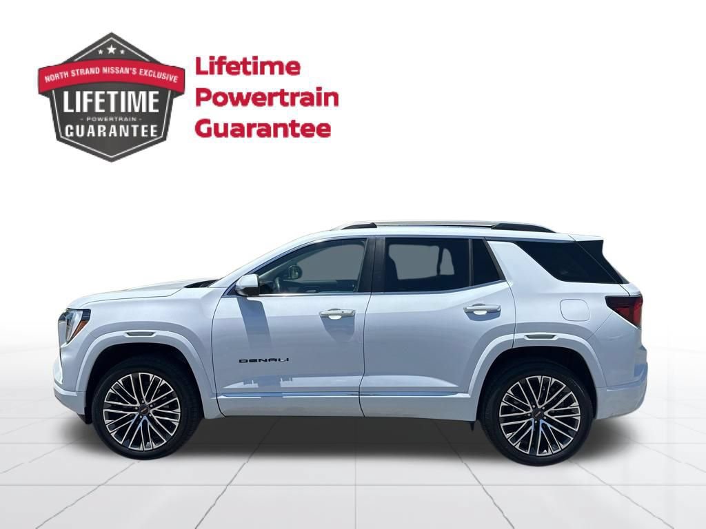 Used 2026 GMC Terrain Denali w/ LPO, Black Badging Package AWD/4WD image 4