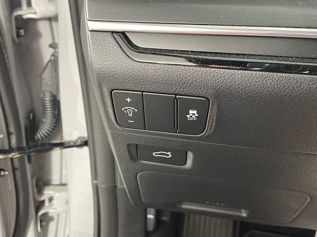 Used 2025 Kia K5 GT FWD image 10