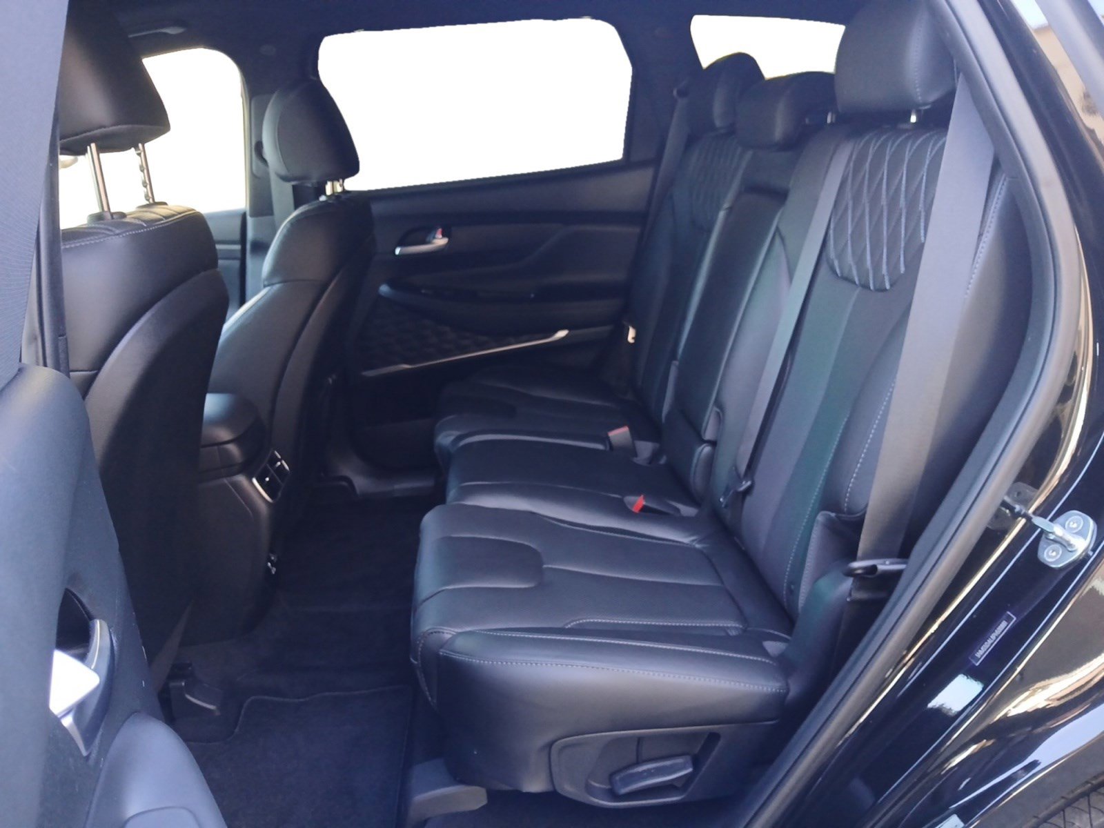 Used 2023 Hyundai Santa Fe Calligraphy image 13