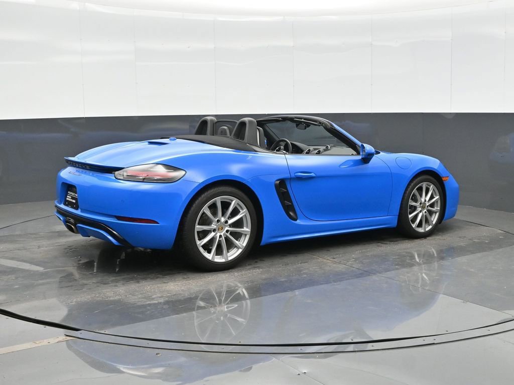 Certified 2025 Porsche 718 Boxster RWD image 46