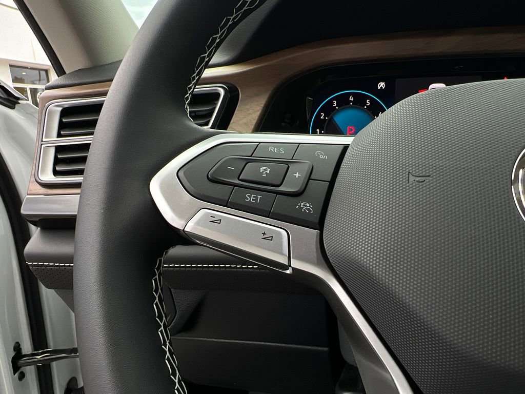 New 2026 Volkswagen Atlas SE image 29