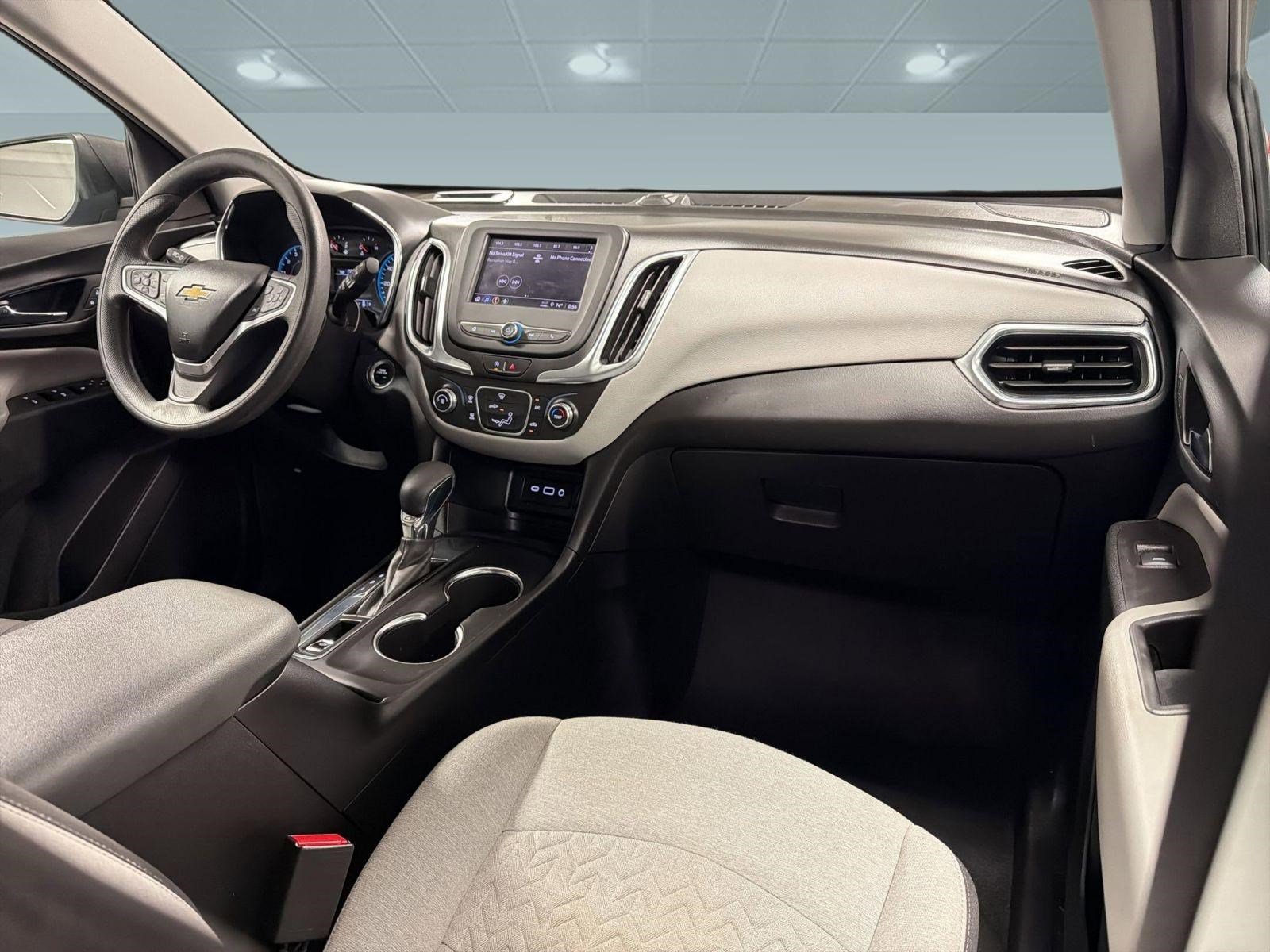 Used 2022 Chevrolet Equinox LS FWD image 28