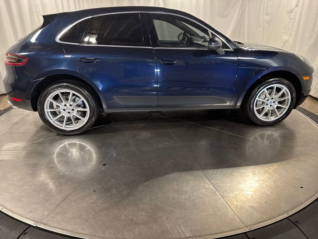 Used 2017 Porsche Macan S image 9