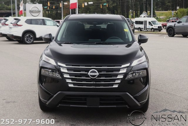 New 2026 Nissan Rogue SV image 2