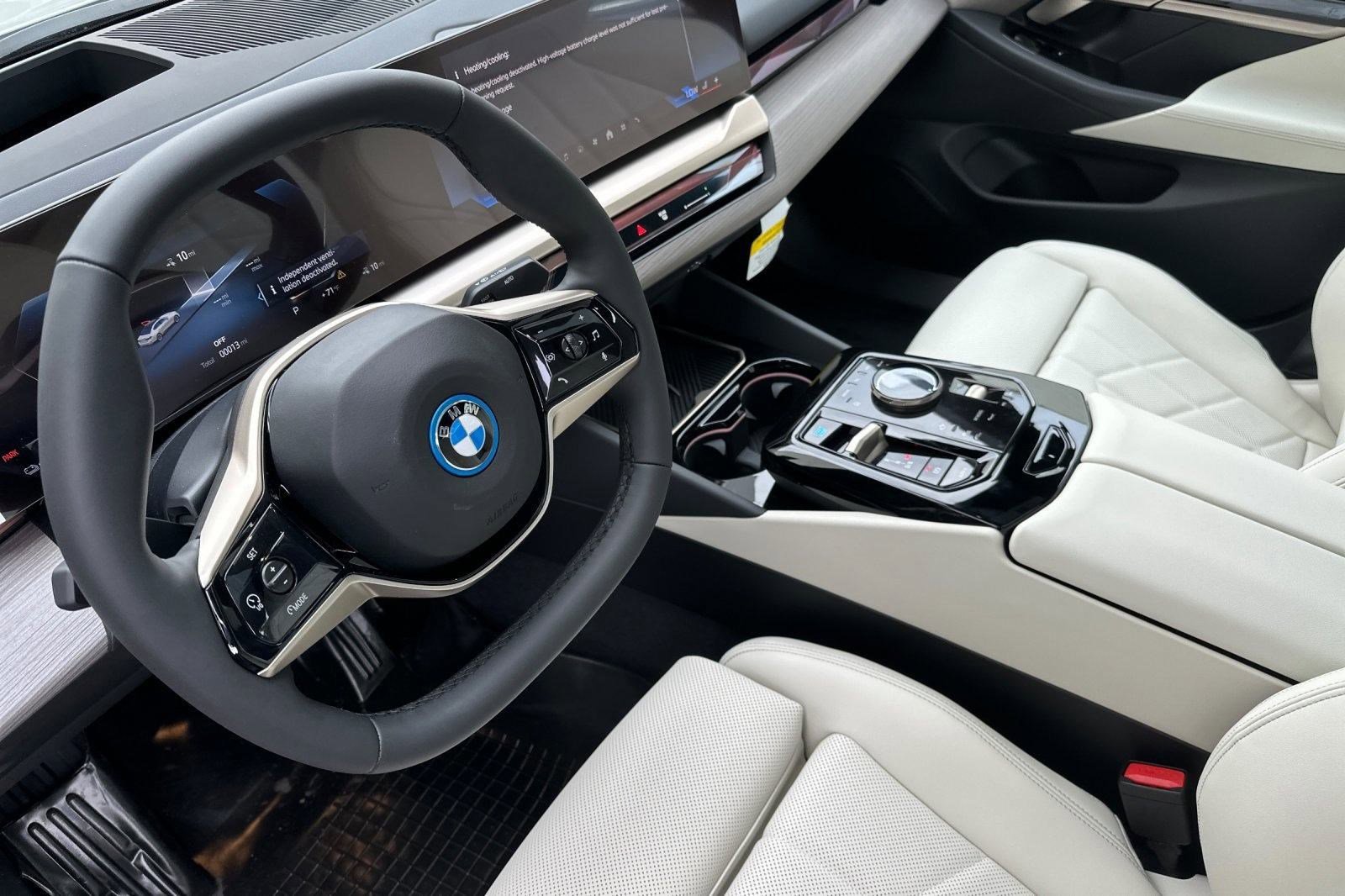New 2026 BMW i5 eDrive40 image 4