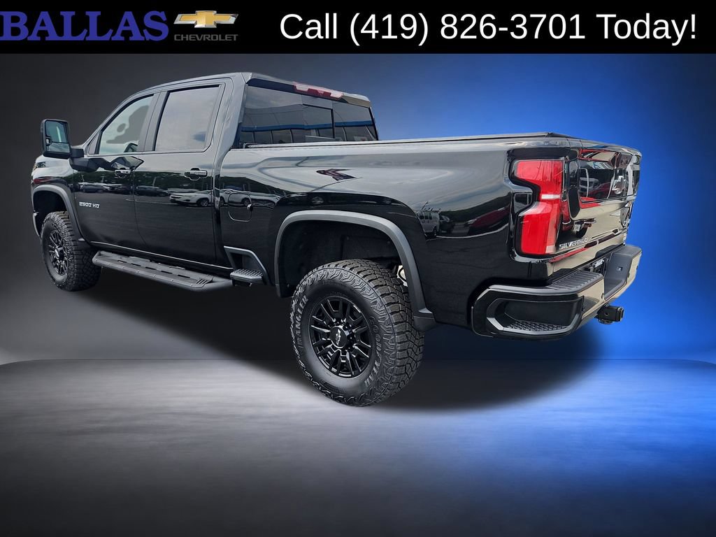 Certified 2025 Chevrolet Silverado 2500 ZR2 AWD/4WD image 3