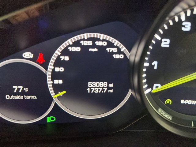 Used 2018 Porsche Panamera 4 image 31