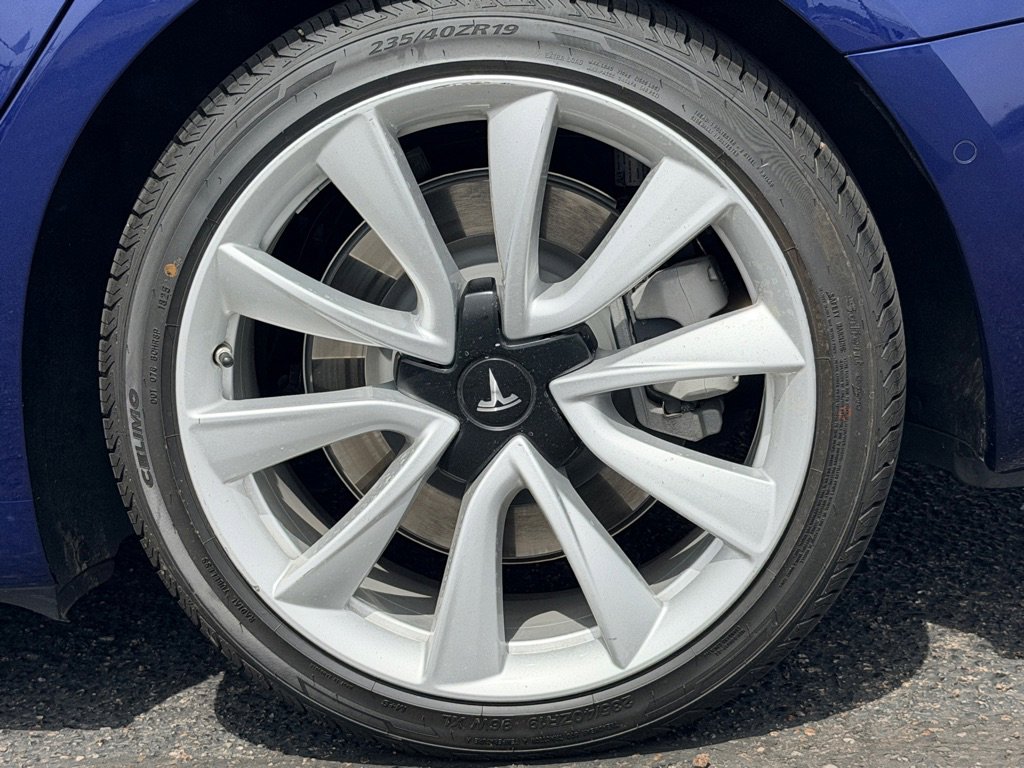 Used 2019 Tesla Model 3 Standard Range image 38