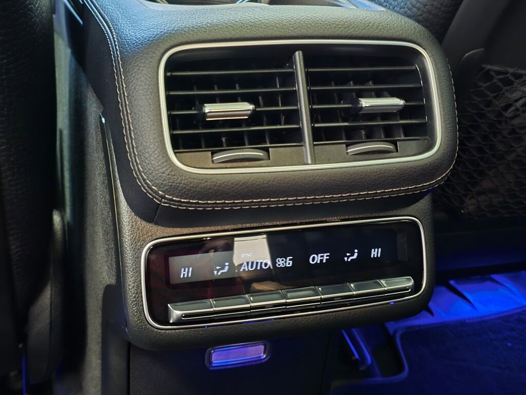 Used 2024 Mercedes-Benz GLS 450 GLS 450 image 18