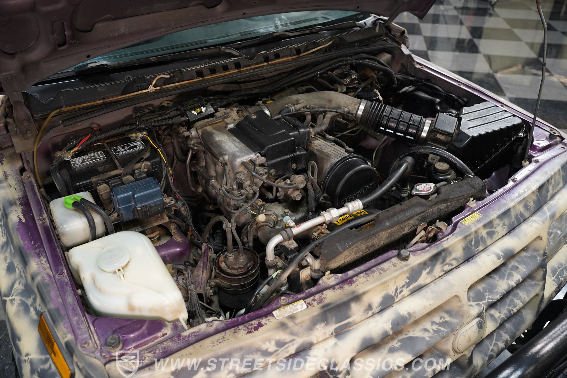 Used 1996 Geo Tracker 4WD 2-Door image 34