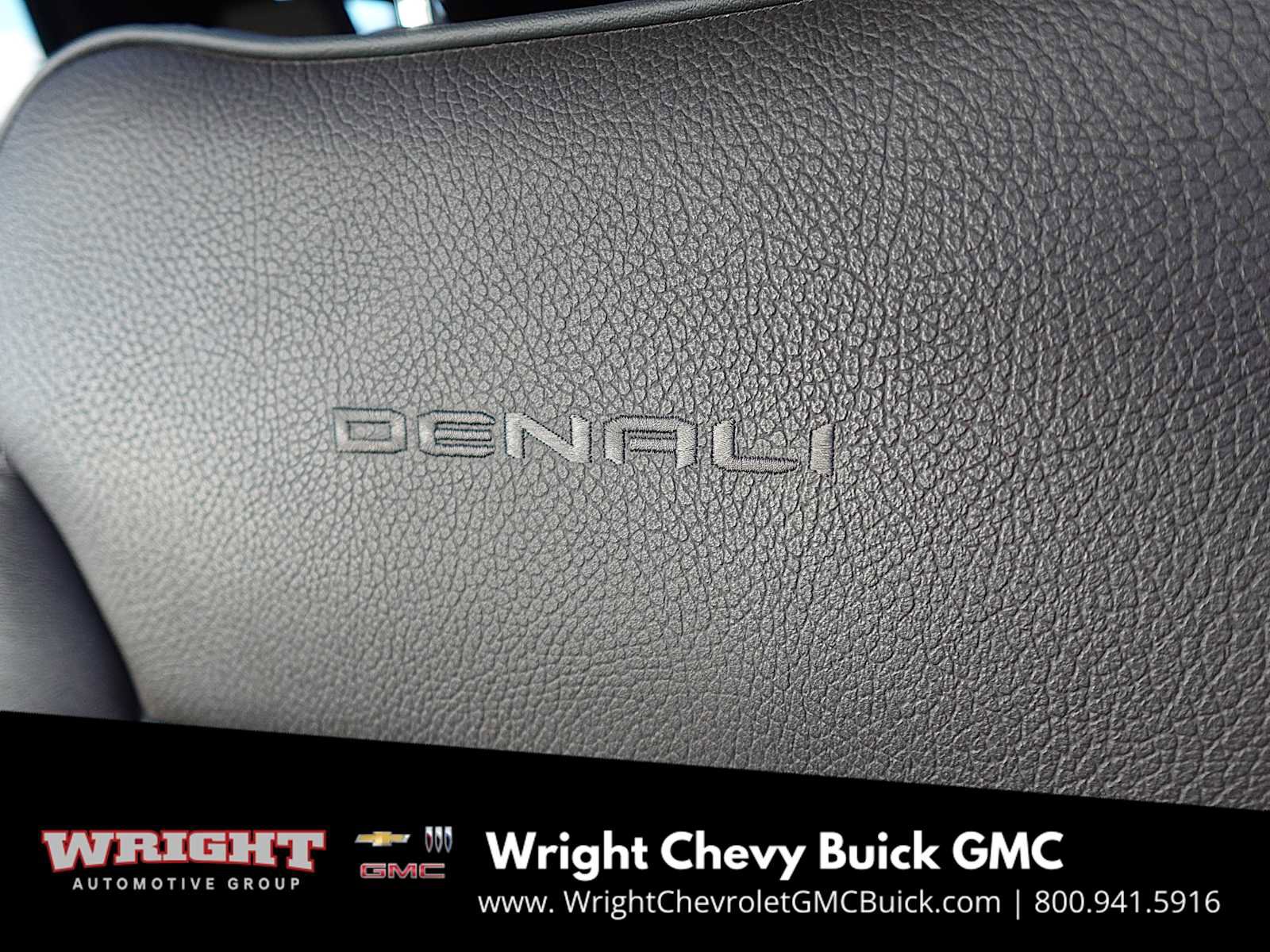 Used 2022 GMC Yukon Denali w/ Max Trailering Package image 13