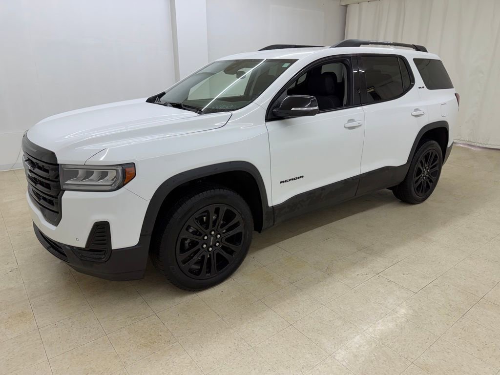 Used 2023 GMC Acadia SLE w/ Driver Convenience Package image 1