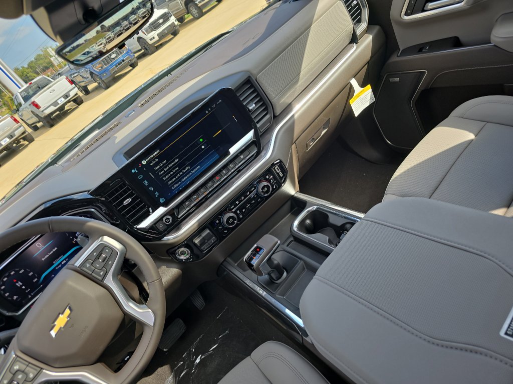New 2026 Chevrolet Silverado 1500 LTZ w/ LTZ Premium Package image 10