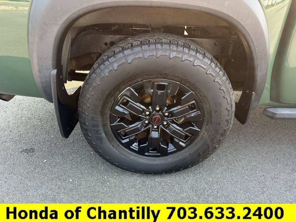 Used 2022 Nissan Frontier PRO-4X w/ Technology Package AWD/4WD image 26