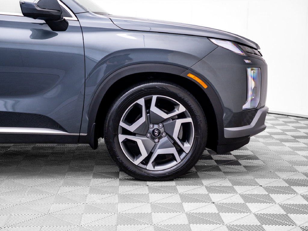 Used 2023 Hyundai Palisade Limited AWD/4WD image 39