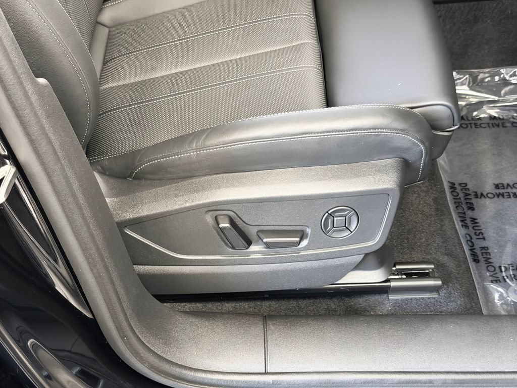 Certified 2025 Audi Q5 Premium w/ Premium Plus AWD/4WD image 30