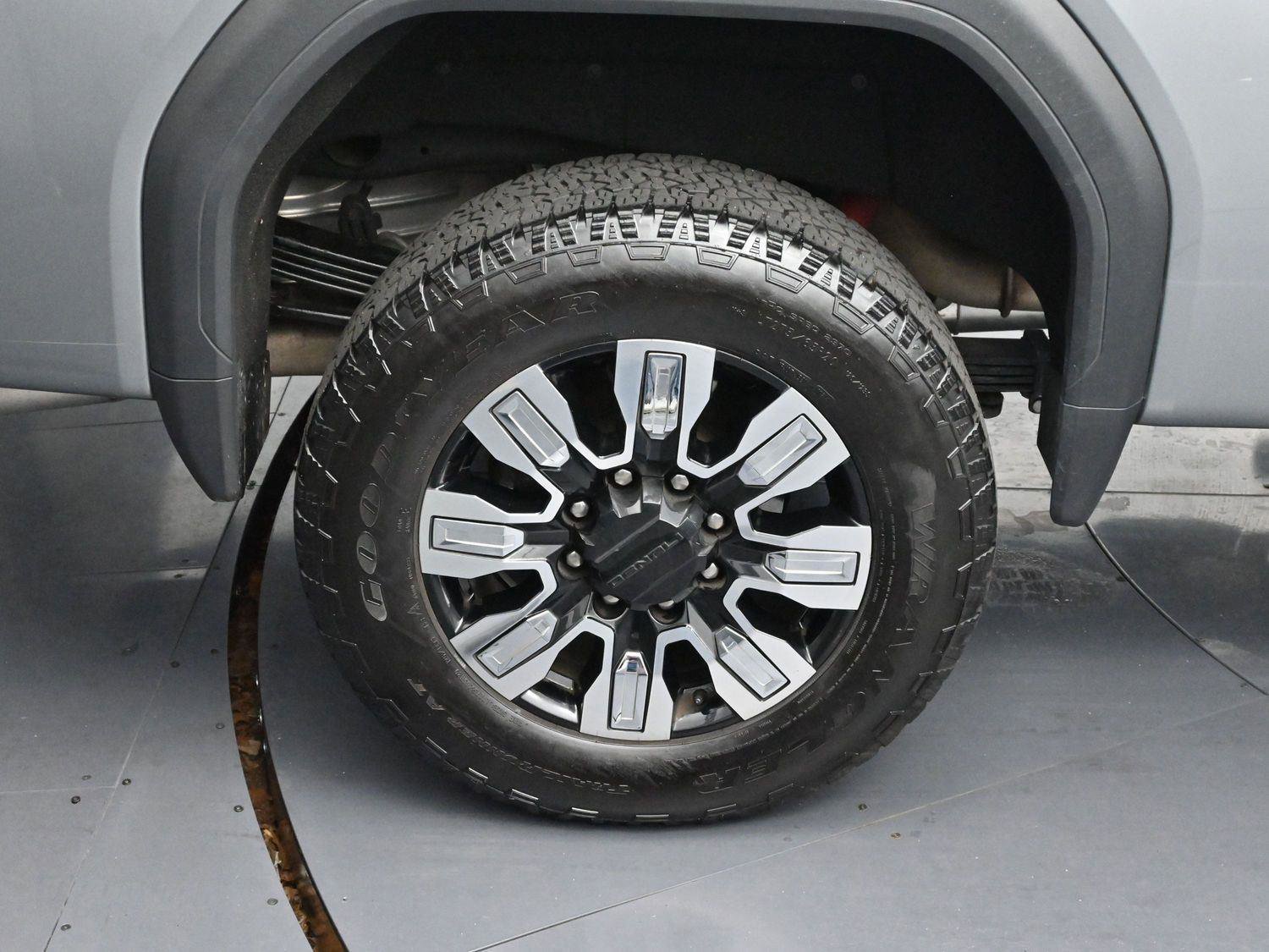 Used 2024 GMC Sierra 2500 Denali w/ Denali Reserve Package image 41