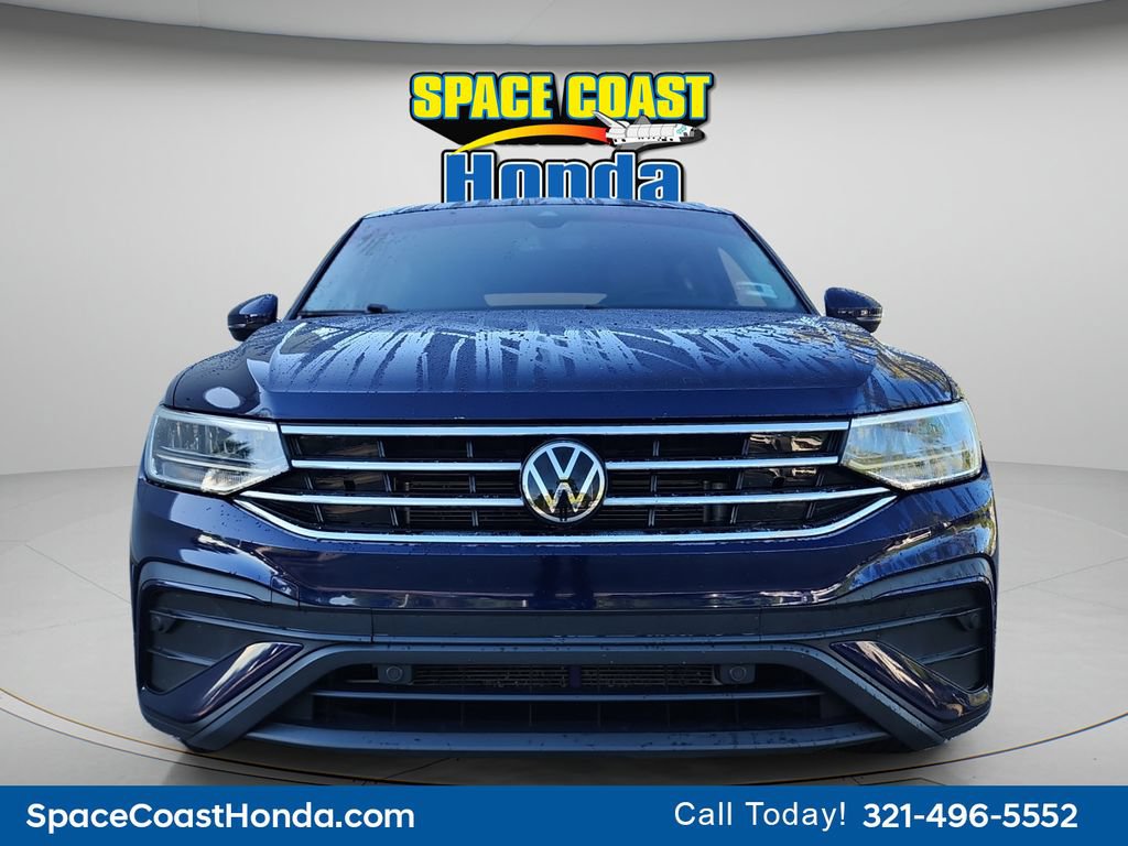 Used 2022 Volkswagen Tiguan SE FWD image 2