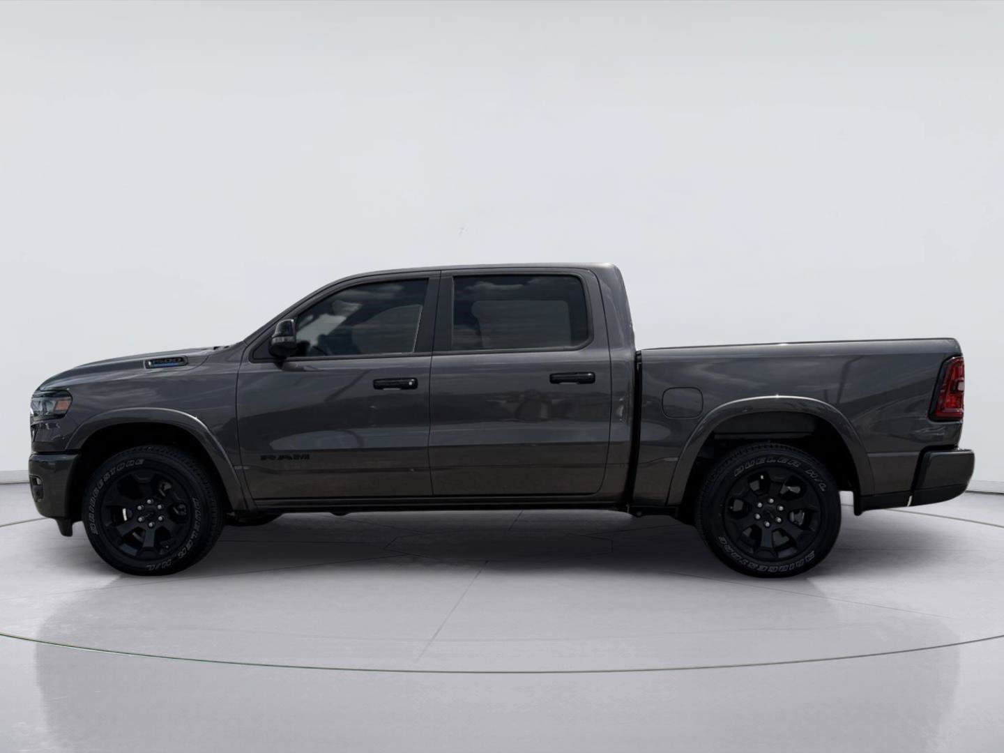 Used 2025 RAM 1500 Big Horn w/ Night Edition AWD/4WD image 2
