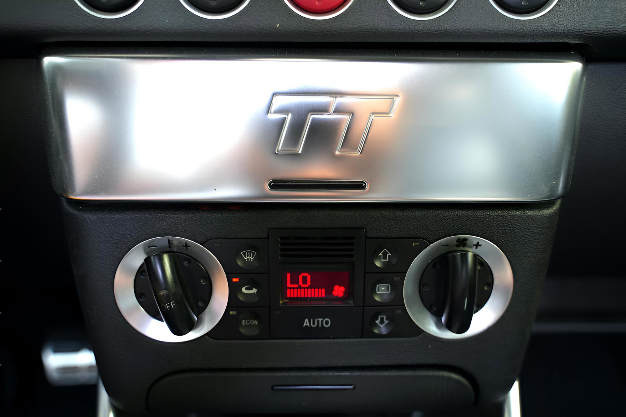 Used 2003 Audi TT 1.8T image 29