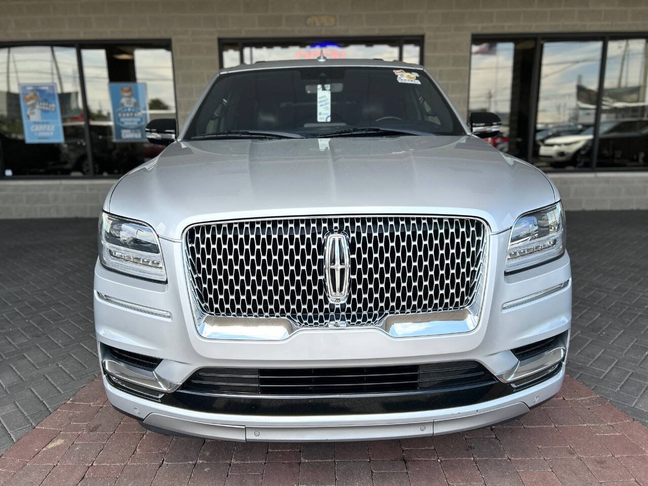 Used 2018 Lincoln Navigator L Reserve w/ Technology Package AWD/4WD image 27